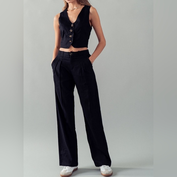 #390 SALE 🛑S,L Boho BLACK Linen Button Down Vest - Picture 2 of 12